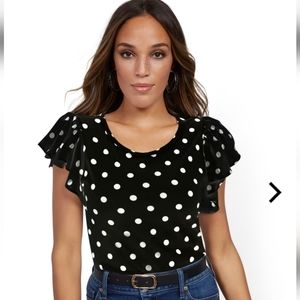 NWOT Polka Dot Flutter Sleeve Top